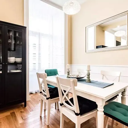 Ventura Ridge Apartment Budapest